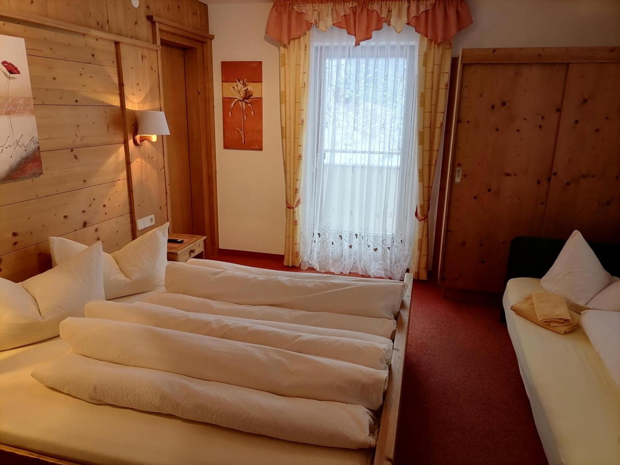 Birkenheim Widmann Hotel Langenfeld Phòng bức ảnh
